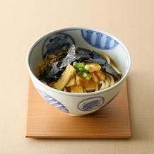 厚手濃口 油揚げと海苔のかけうどん