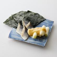 浅草のはしりで包む コハダの昆布〆と葱のぬた和え